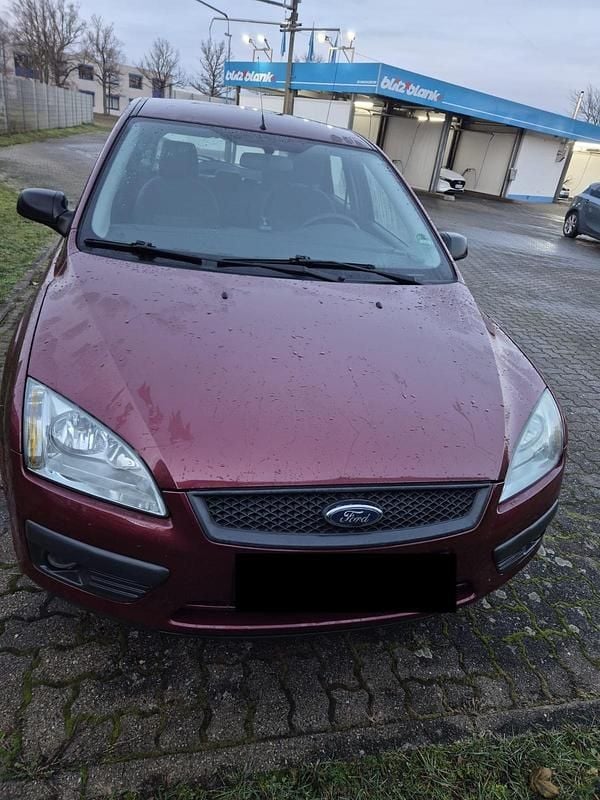 Gebraucht Ford Focus 116 PS (85 kW) 2005 Rot Limousine