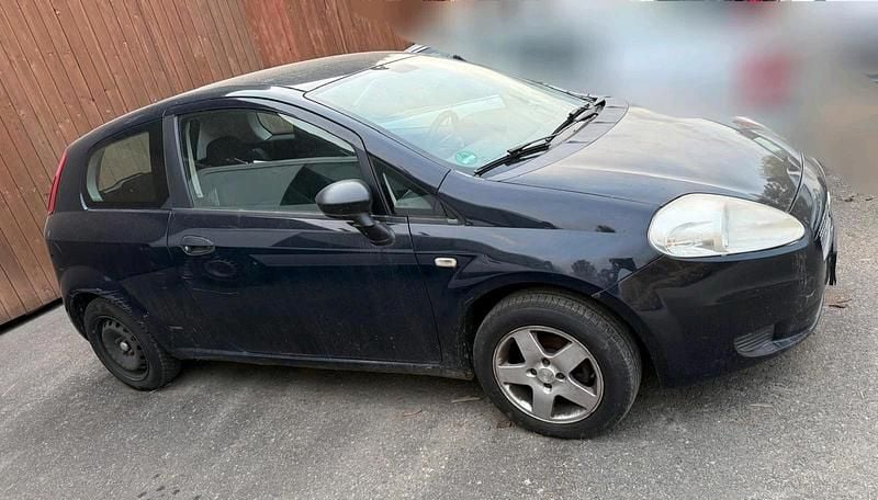 Second-hand Fiat Punto 2007 Albastru Hatchback