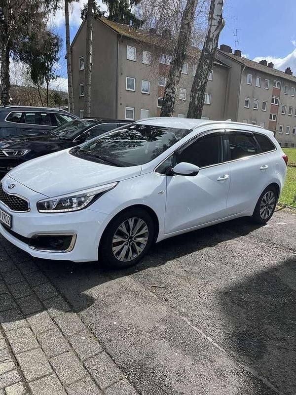 Gebraucht Kia Ceed DREAM-TEAM Edition 136 PS (100 kW) 2018 Kleinwagen