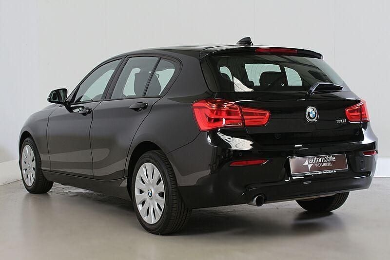 Gebraucht BMW 118 Sport Line 136 PS (100 kW) 2018 Schwarz Kleinwagen