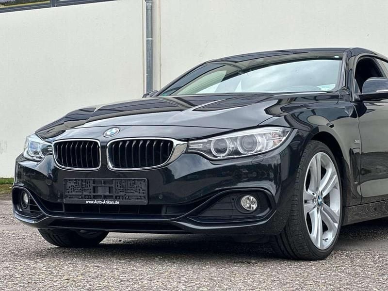 Saphirschwarz Gebraucht 2016 BMW 440 Sport Line Limousine | 27.900 € (Superpreis) - Bild 1/4