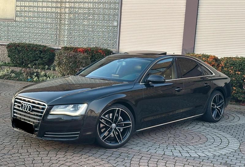 Gebraucht Audi A8 Comfort 300 PS (220 kW) 2011 Schwarz Limousine