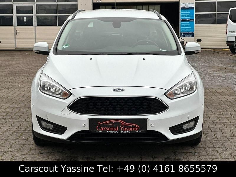 Gebraucht Ford Focus Trend 105 PS (77 kW) 2017 Weiß Kombi