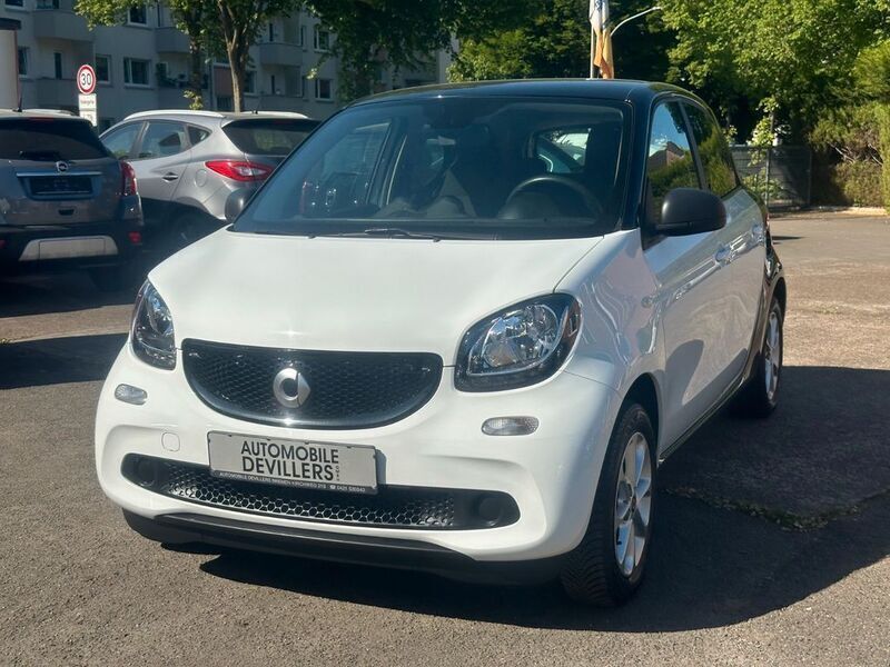 Weiß Gebraucht 2019 Smart ForFour Limousine | 8.850 € (Guter Preis) - Bild 1/4