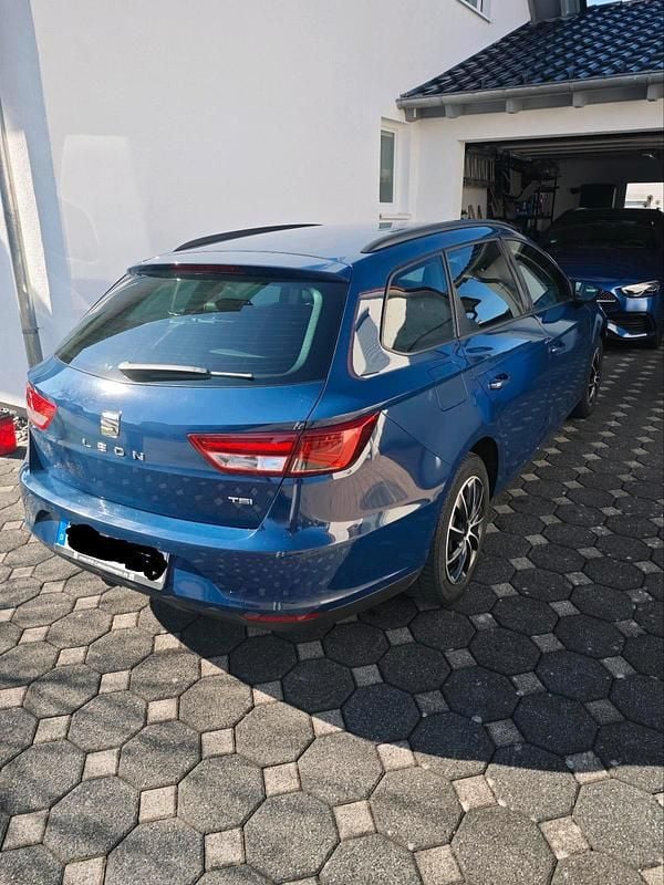 Second-hand Seat Leon Style 150 CP (110 kW) 2016 Albastru Break