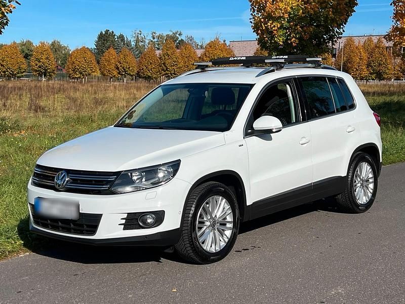 Weiß Gebraucht 2014 VW Tiguan Cup SUV | 13.500 € (Fairer Preis) - Bild 1/4