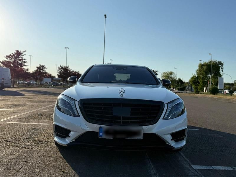 Weiß Gebraucht 2016 Mercedes S400 AMG line Limousine | 42.500 € (Fairer Preis) - Bild 1/4