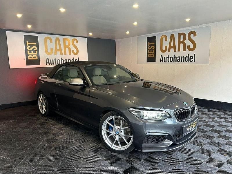 Grau Gebraucht 2018 BMW M2 M Performance Coupé | 27.500 € - Bild 1/4