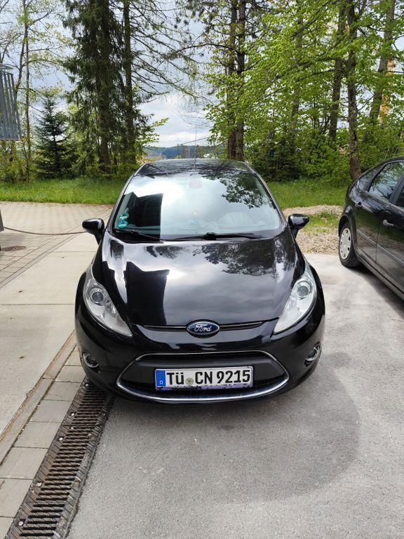 Schwarz Gebraucht 2012 Ford Fiesta Trend Kleinwagen | 3.300 € (Guter Preis) - Bild 1/4