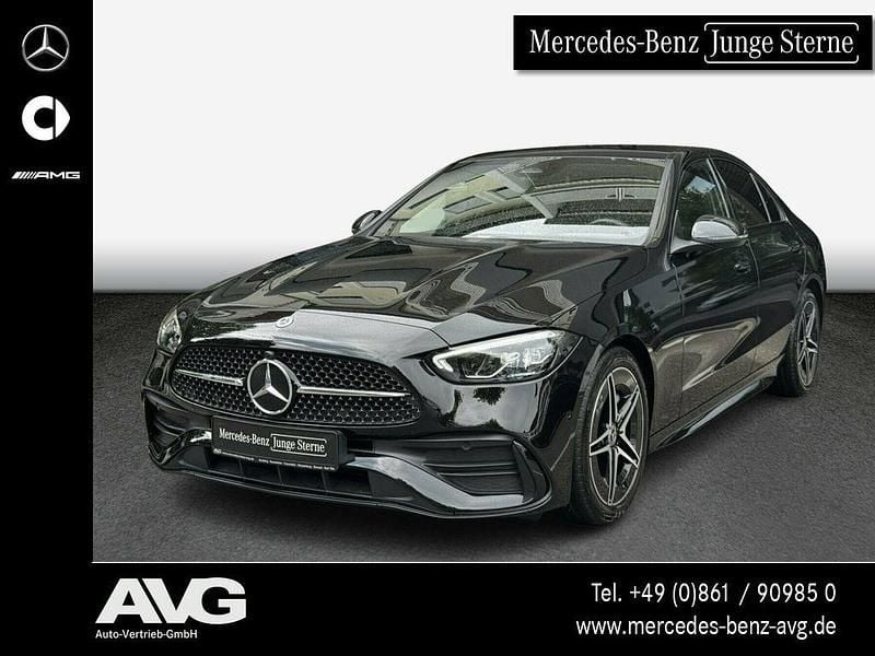 Unilack schwarz Gebraucht 2022 Mercedes C200 AMG Limousine | 35.990 € (Teuer) - Bild 1/4
