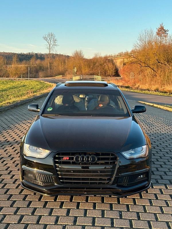 Gebraucht Audi A4 190 PS (139 kW) 2014 Schwarz Kombi