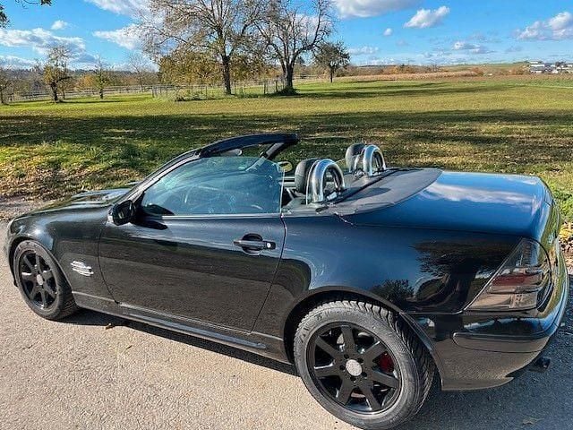 Schwarz Gebraucht 2004 Mercedes SLK200 Edition Cabrio | 4.300 € (Superpreis) - Bild 1/4