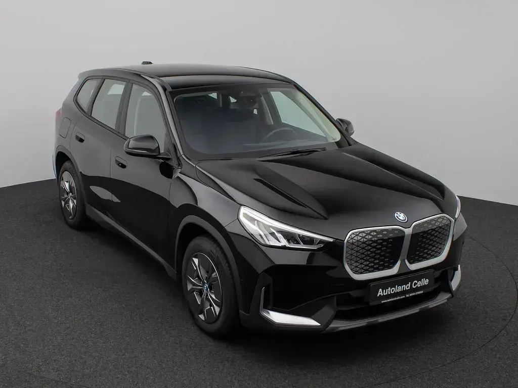 Używany BMW iX1 Performance 230 kW (313 KM) 2024 Czarny SUV