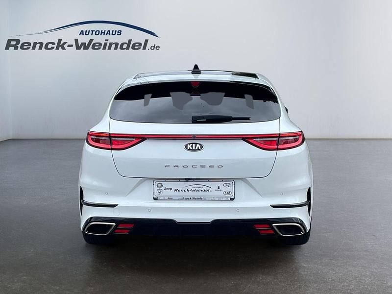 Gebraucht Kia ProCeed 204 PS (150 kW) 2021 Hw2) deluxeweiss met. (weiss Kleinwagen