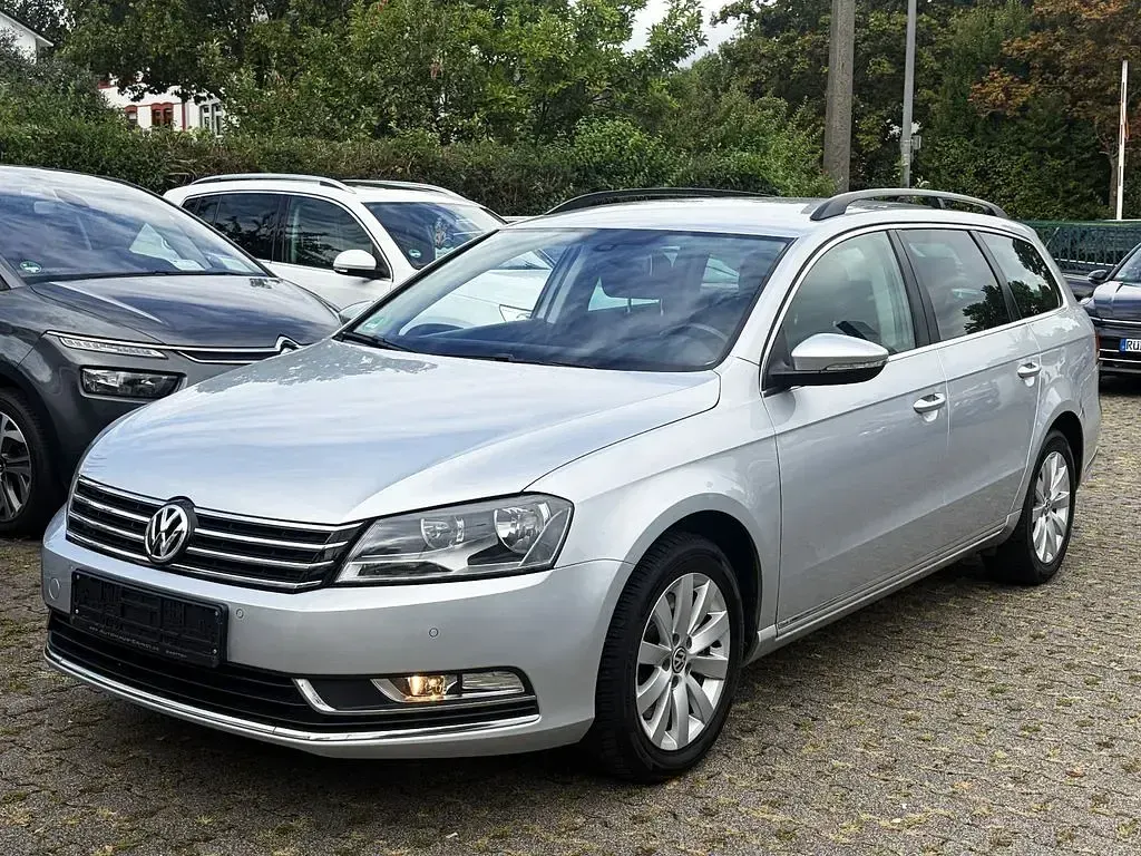Gebraucht VW Passat Comfortline 122 PS (89 kW) 2014 Andere Kombi