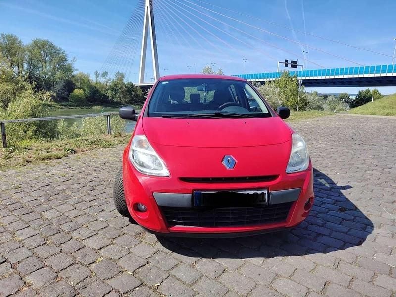 Gebraucht Renault Clio GrandTour Dynamique 75 PS (55 kW) 2010 Kombi