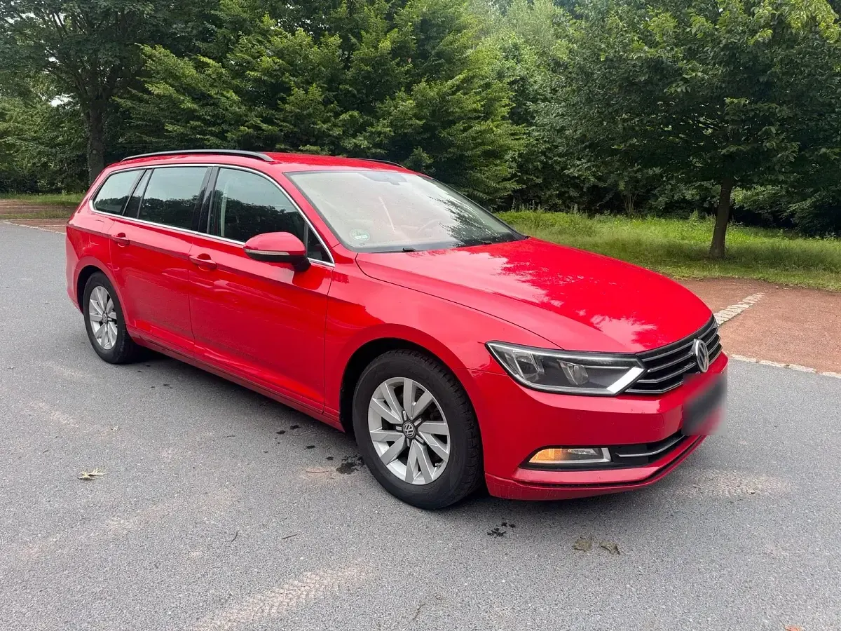 Gebraucht VW Passat 150 PS (110 kW) 2015 Rot Kombi