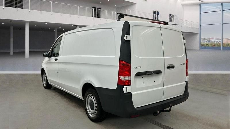 Gebraucht Mercedes Vito 136 PS (100 kW) 2020 Weiß Van