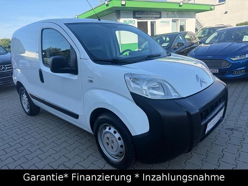 Weiß Gebraucht 2011 Citroën Nemo Van / Kleinbus | 4.900 € (Teuer) - Bild 1/4