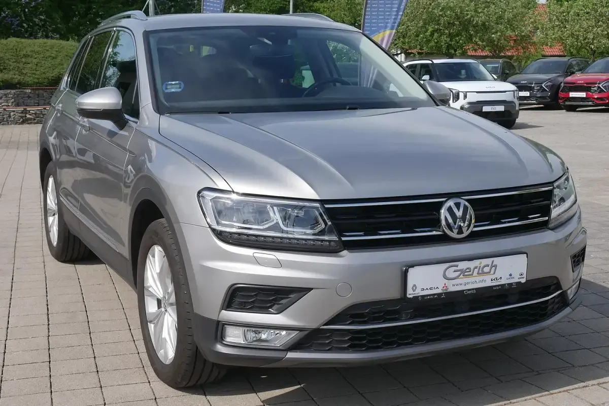 Gebraucht VW Tiguan 179 PS (131 kW) 2016 Tungsten silver metallic SUV