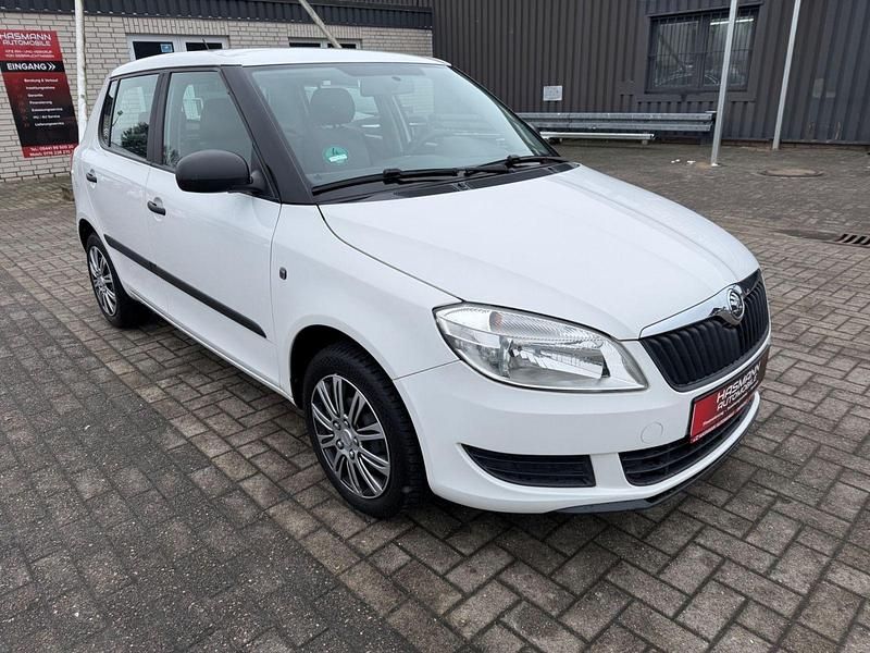 Gebraucht Skoda Fabia Cool Edition 86 PS (63 kW) 2014 Weiß Limousine