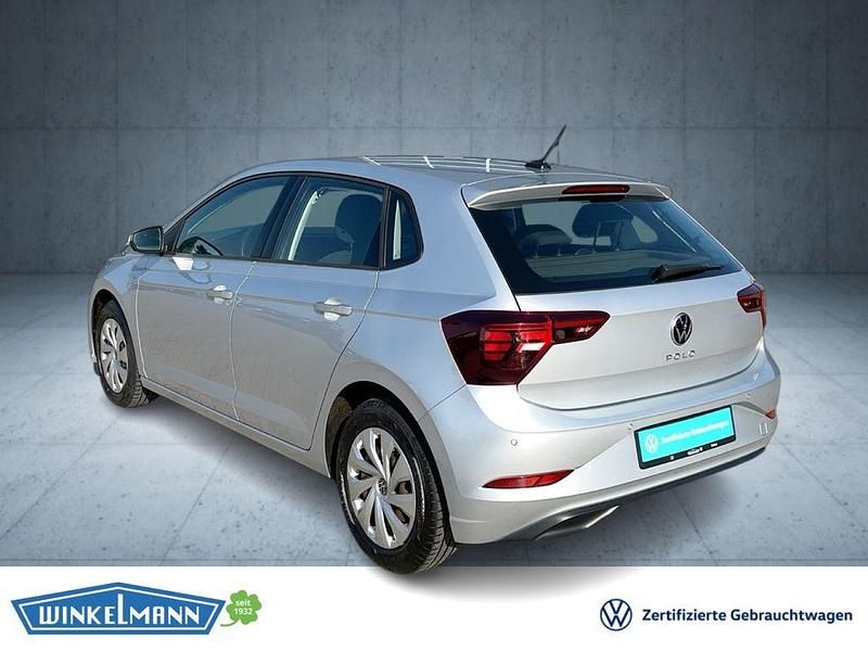 Gebraucht VW Polo Life 80 PS (58 kW) 2022 Silber Kleinwagen