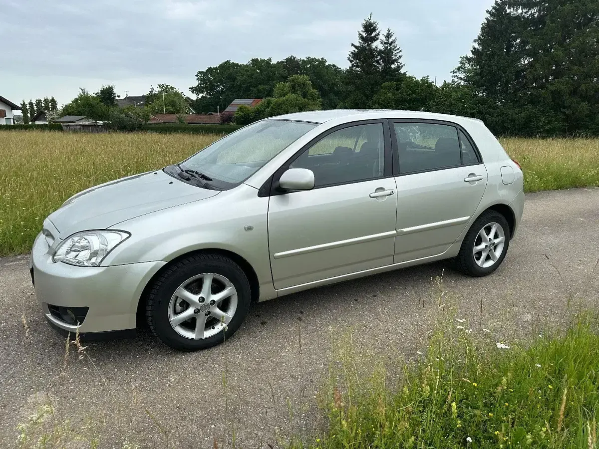 Gebraucht Toyota Corolla Sol 116 PS (85 kW) 2004 Grau Limousine