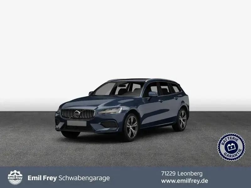 Denim blaumetallic Gebraucht 2024 Volvo V60 Plus Kombi | 46.890 € (Teuer) - Bild 1/3