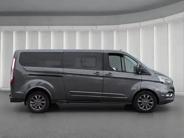 Gebraucht Ford Tourneo Titanium 185 PS (136 kW) 2020 Metallic) (grau Van / Kleinbus