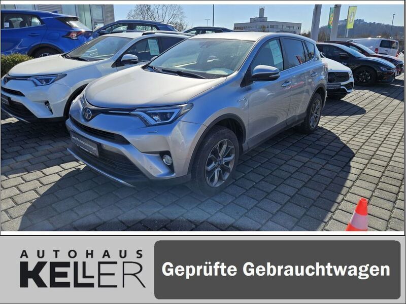 Lichtsilber metallic Gebraucht 2018 Toyota RAV4 Hybrid Team SUV | 22.990 € (Fairer Preis) - Bild 1/4