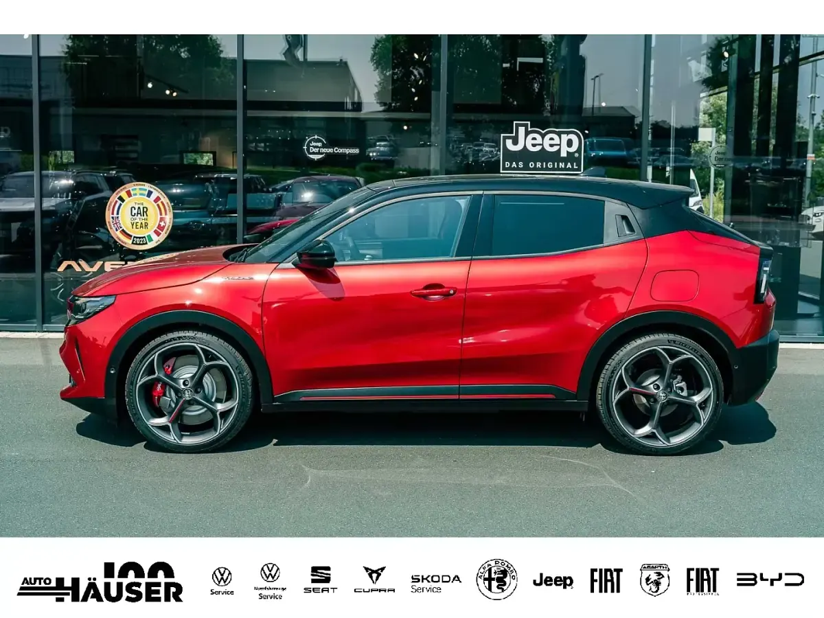 Neu Alfa Romeo Junior Veloce 206 kW (281 PS) 2026 Grau SUV