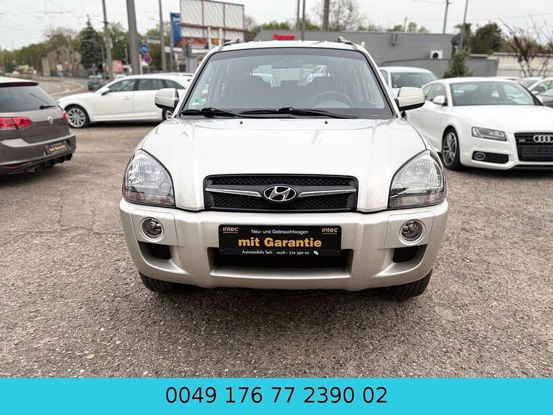 Gebraucht Hyundai Tucson GLS 141 PS (103 kW) 2009 Silber SUV