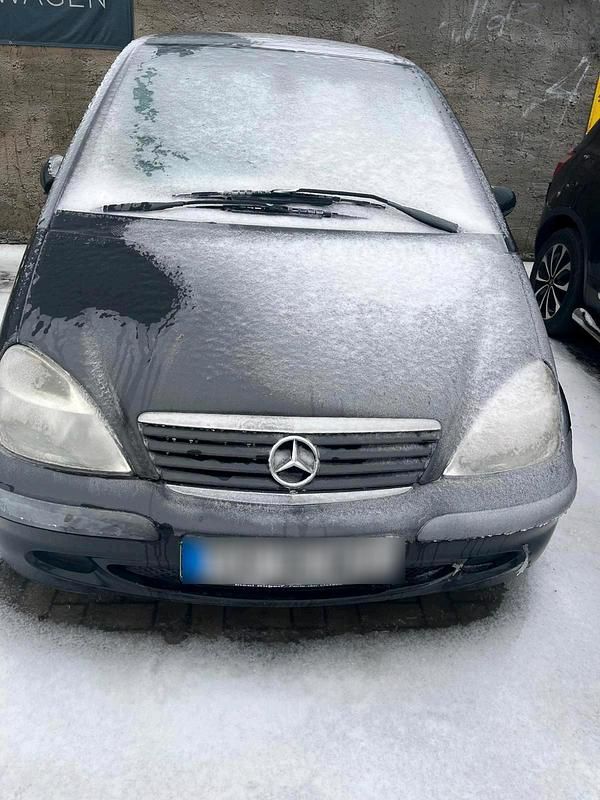 Gebraucht Mercedes A140 80 PS (58 kW) 2002 Schwarz Limousine