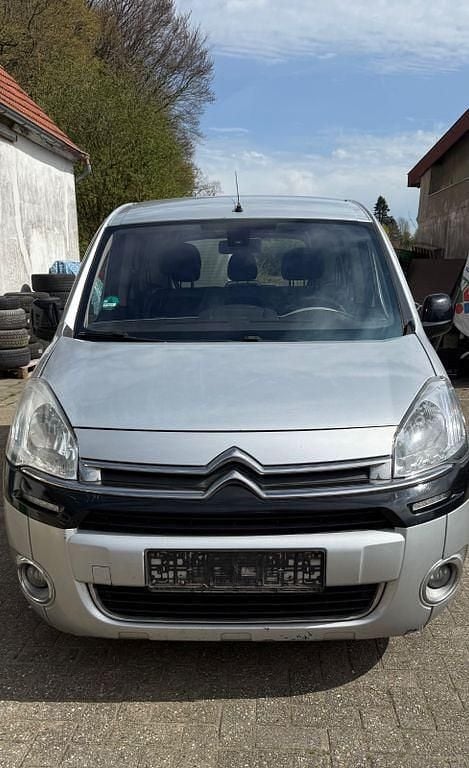 Gebraucht Citroën Berlingo SELECTION 92 PS (67 kW) 2013 Grau Van / Kleinbus