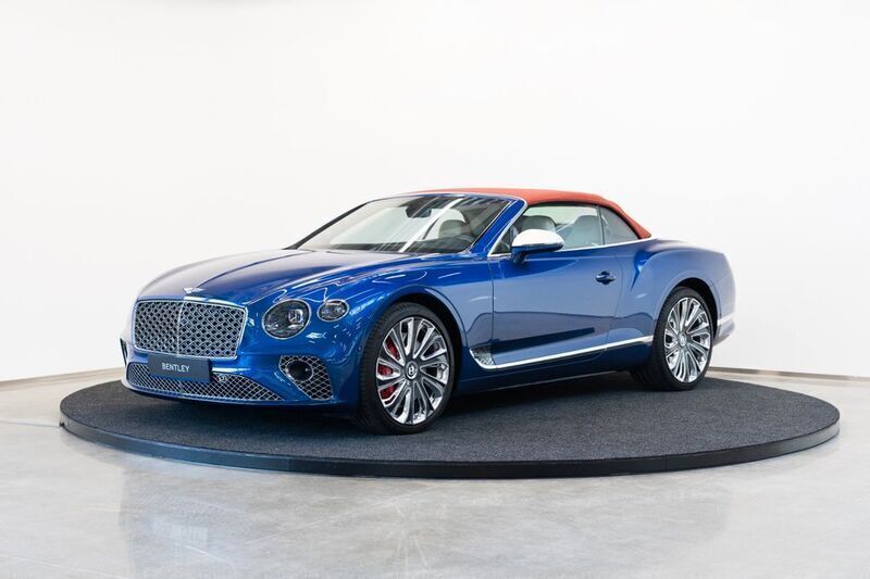 Blau Gebraucht 2023 Bentley Continental GT Convertible Mulliner Cabrio | 289.000 € - Bild 1/4