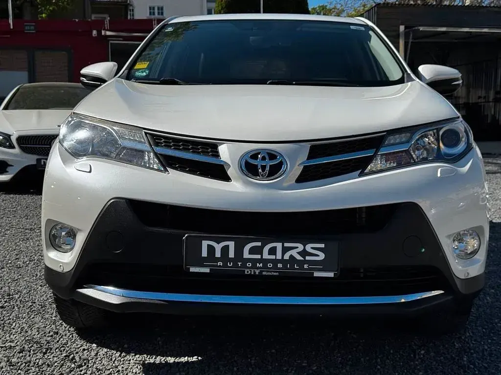 Gebraucht Toyota RAV4 Executive 150 PS (110 kW) 2013 Weiß SUV