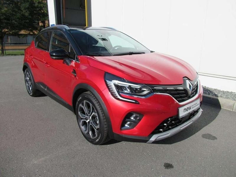 Gebraucht Renault Captur Intens 158 PS (116 kW) 2021 Dezirrot metallic/dach black SUV