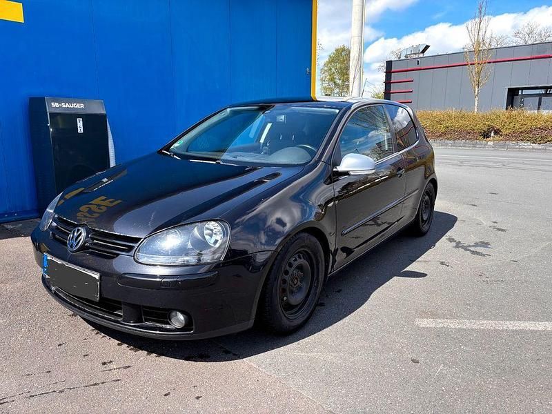 Gebraucht VW Golf VI United 102 PS (75 kW) 2008 Schwarz Kleinwagen