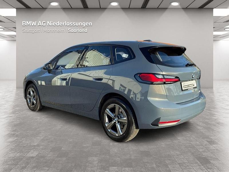 Gebraucht BMW 220 Active Tourer Efficient Dynamics 156 PS (114 kW) 2025 Grau Van / Kleinbus
