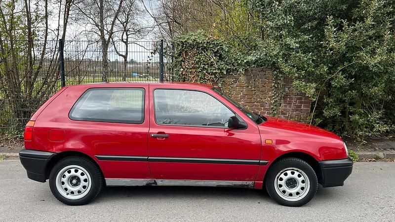 Gebraucht VW Golf III 60 PS (44 kW) 1995 Rot Kleinwagen