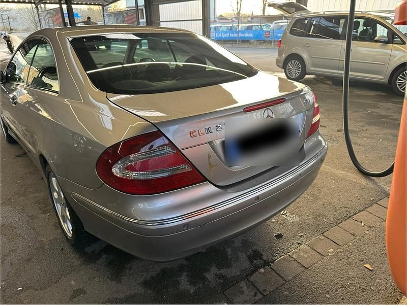Gebraucht Mercedes CLK270 170 PS (125 kW) 2004 Grau Coupé