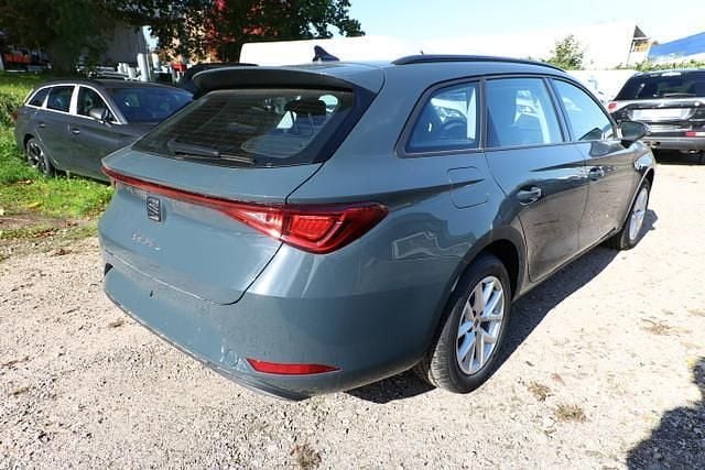 Fiord blau fiord blau Neu 2025 Seat Leon ST Style Kombi | 22.904 € (Guter Preis) - Bild 1/4