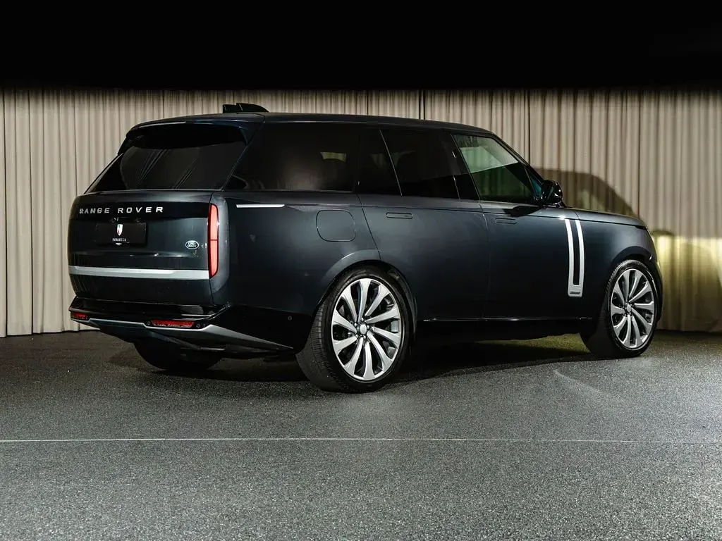 Gebraucht Land Rover Range Rover Autobiography 530 PS (389 kW) 2022 Grau SUV