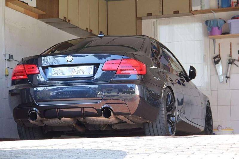 Gebraucht BMW 335 Performance 306 PS (225 kW) 2011 Schwarz Coupé