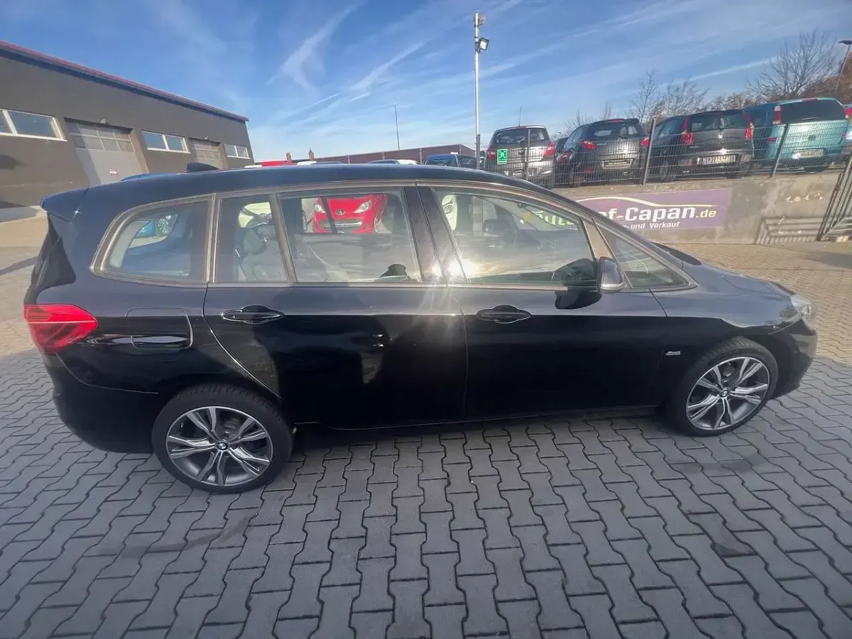 Gebraucht BMW 218 Sport Line 136 PS (100 kW) 2016 Other Kombi