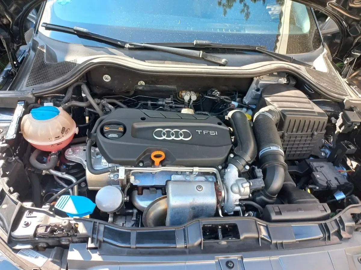 Gebraucht Audi A1 Sportback Ambition 122 PS (89 kW) 2013 Schwarz Kleinwagen