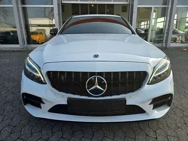 Gebraucht Mercedes C43 AMG AMG 390 PS (286 kW) 2019 Weiß Kombi
