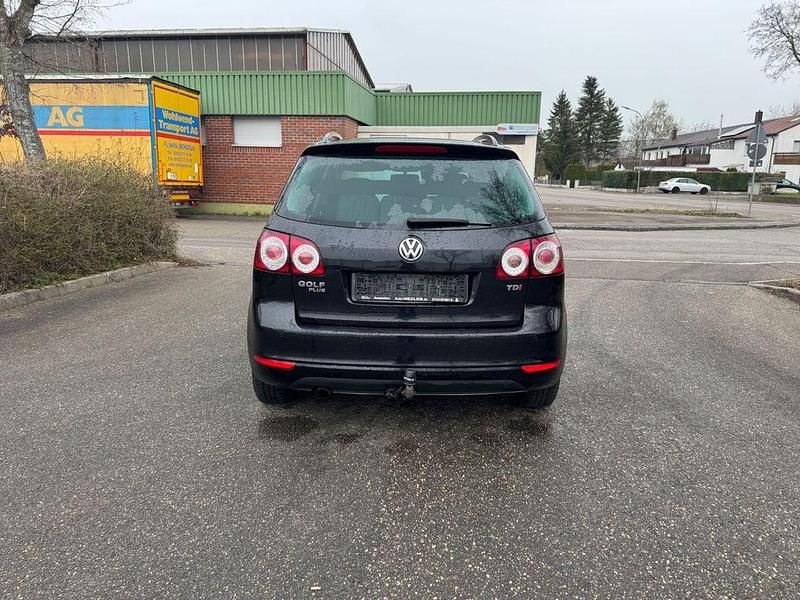 Gebraucht VW Golf VI Team 105 PS (77 kW) 2010 Schwarz Kleinwagen