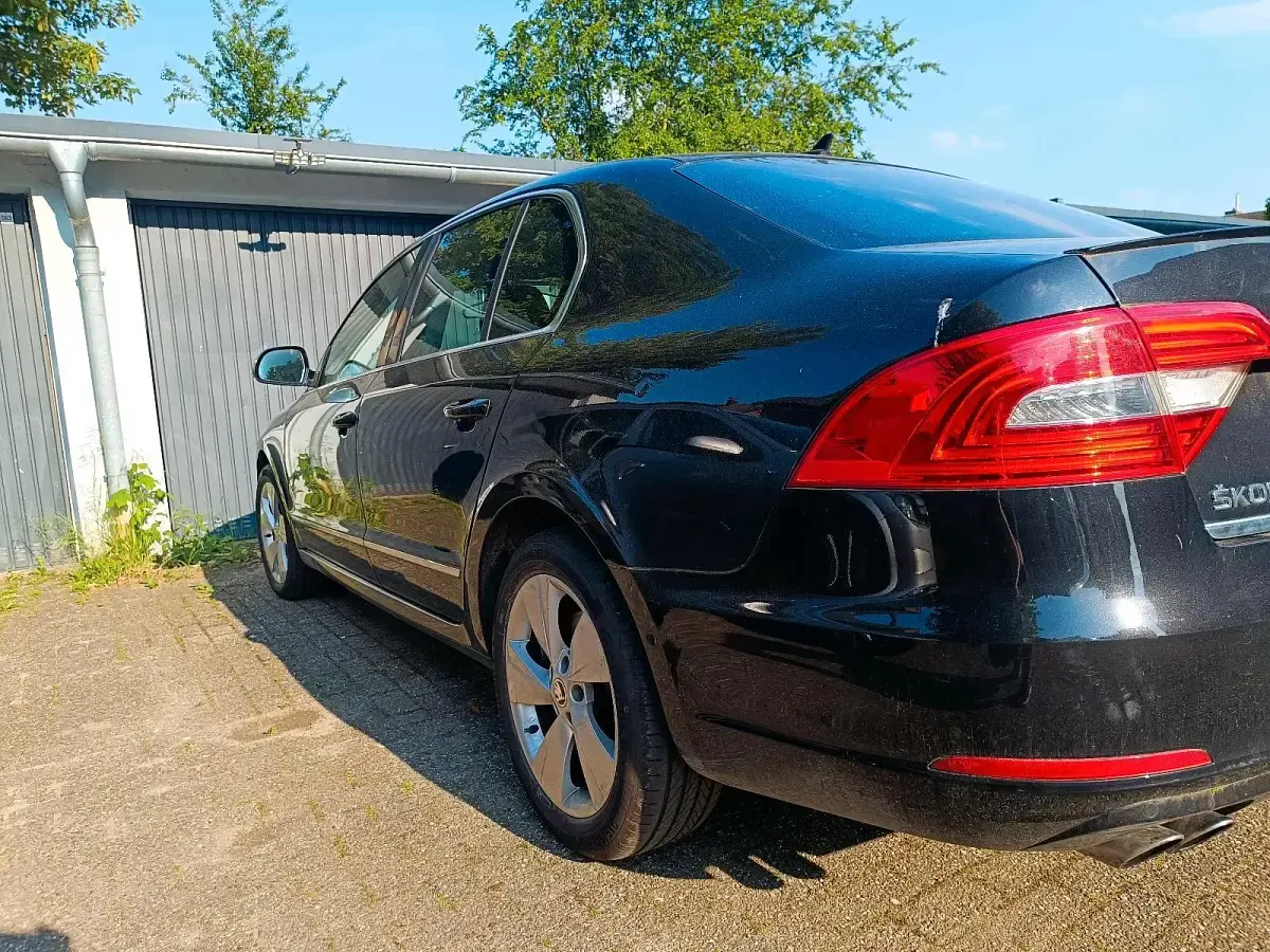 Gebraucht Skoda Superb 260 PS (191 kW) 2013 Limousine