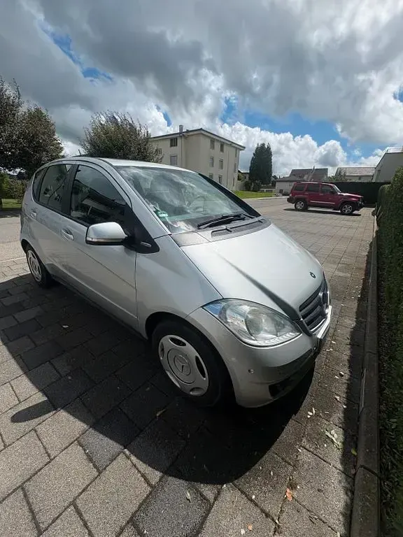 Gebraucht Mercedes A160 Edition 95 PS (69 kW) 2009 Silber Limousine